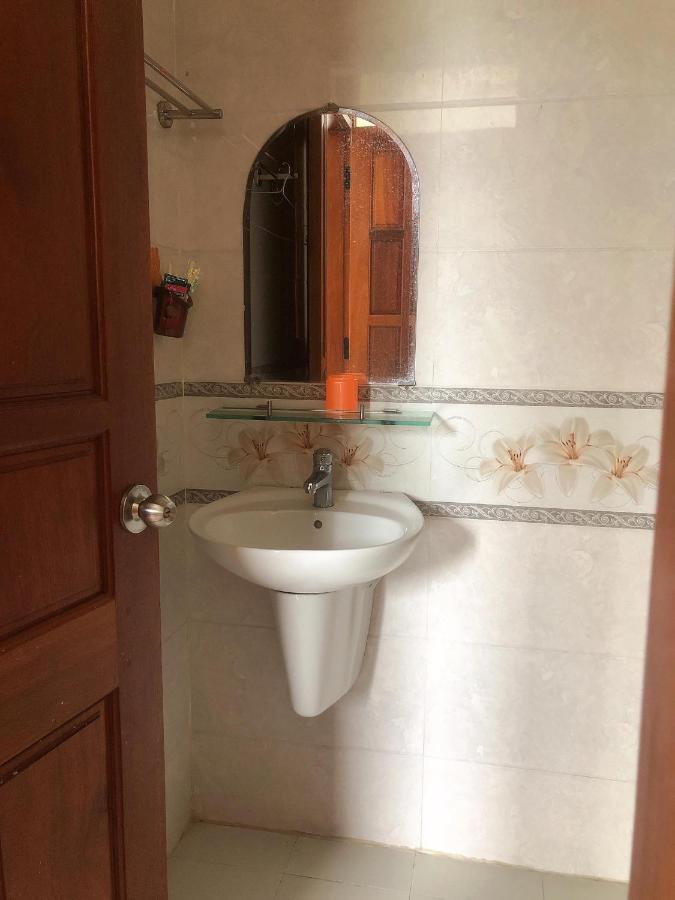 Hoang Gia Bao Hotel Kon Tum Eksteriør billede